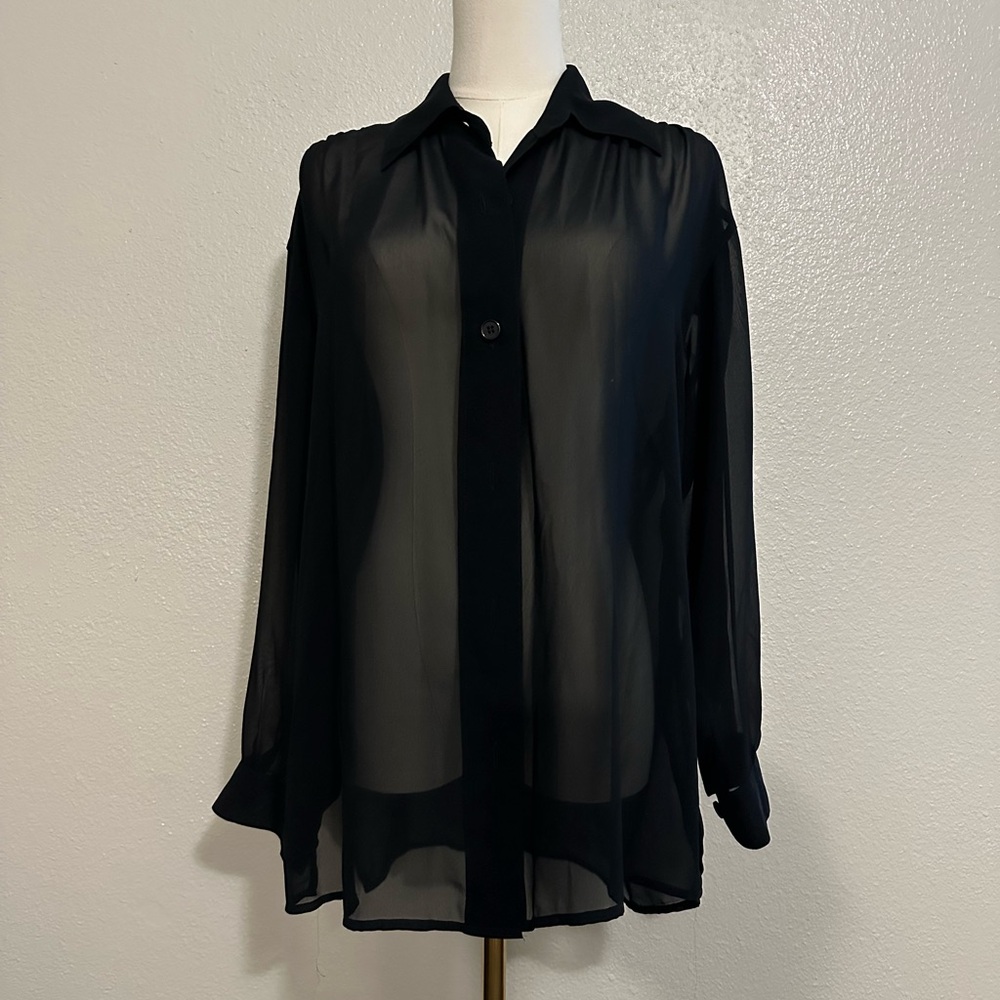 La Chine Classica - Black Sheer Button Down